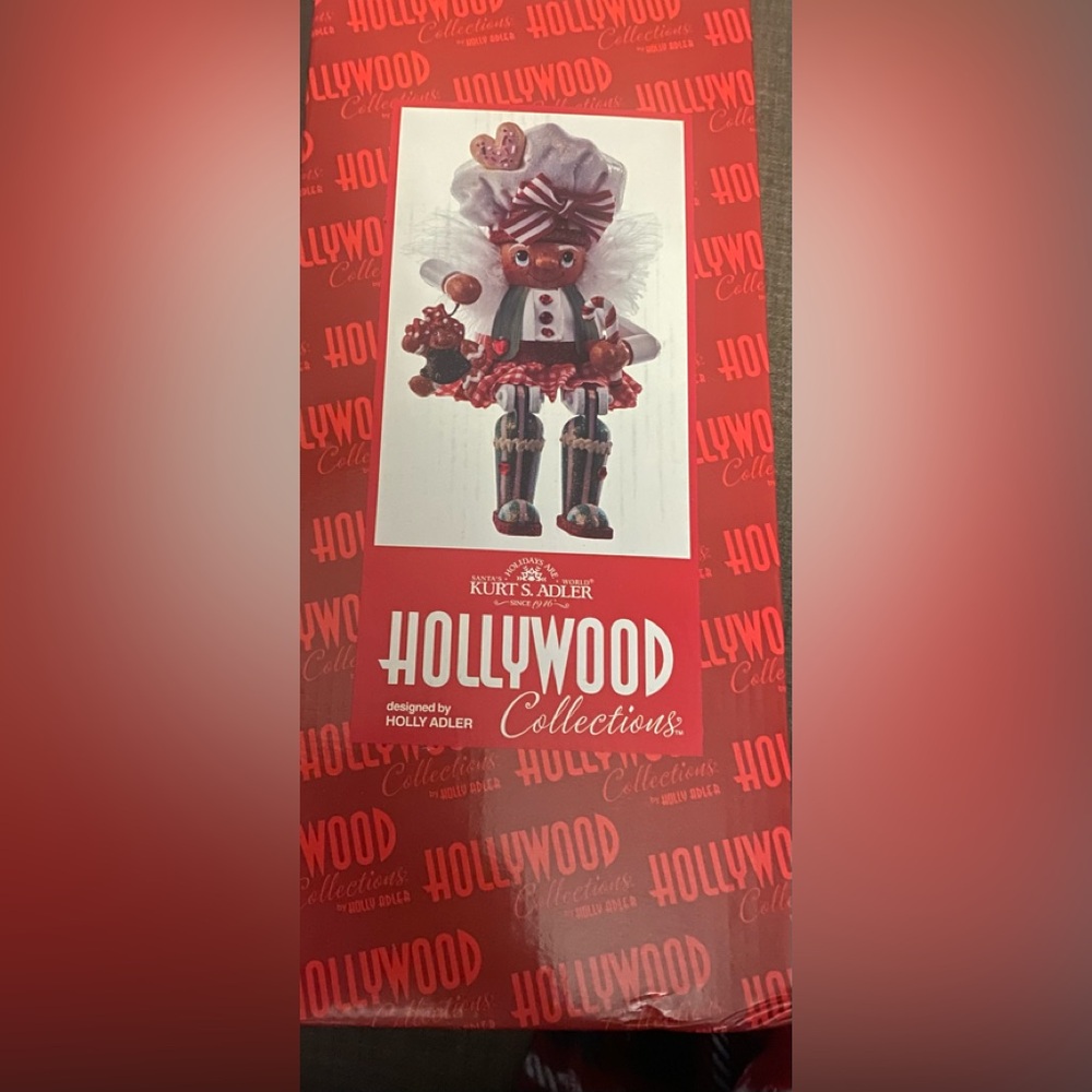 Kurt Adler's 11-inch Hollywood Nutcracker™ Gingerbread Baker Girl Shelf Sitter